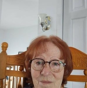 Meet your Posher, Juliette